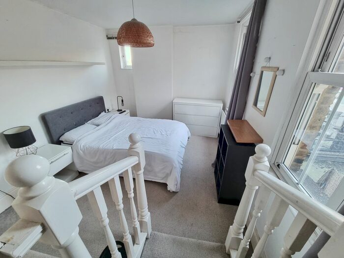 2 Bedroom Flat To Rent In Bohemia Place, Mare Street, London, E8