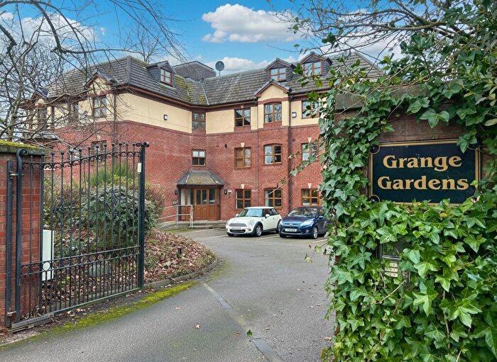 2 Bedroom Apartment To Rent In Victoria Road, Eccles, M30