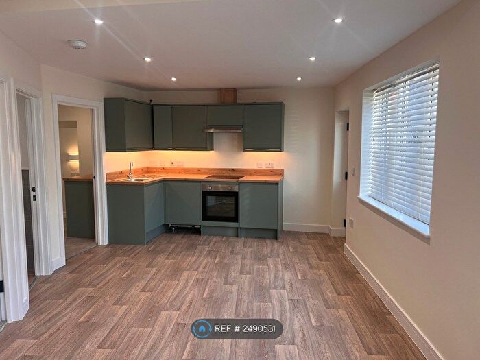 2 Bedroom Bungalow To Rent In Green Lane, Milton Keynes, MK12