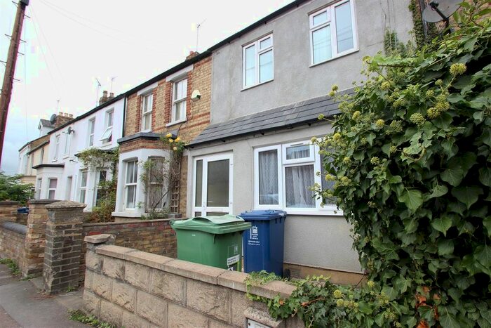 4 Bedroom Property To Rent In Bullingdon Road, Oxford, OX4