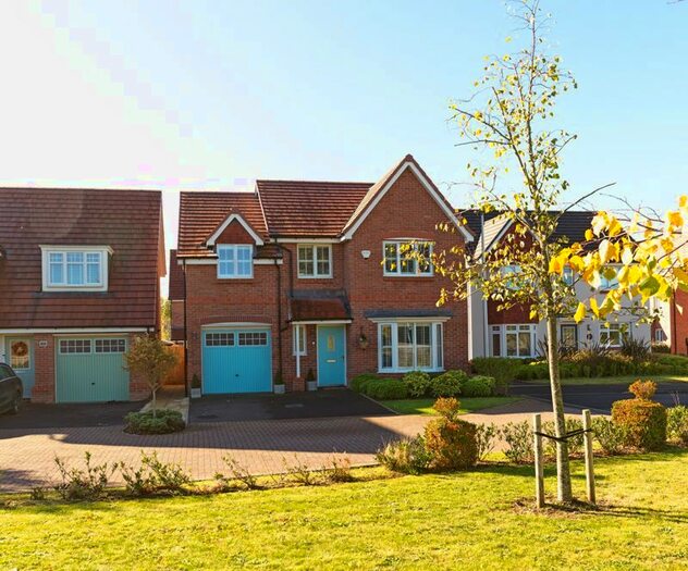 4 Bedroom Detached House For Sale In West Way, Shifnal, TF11