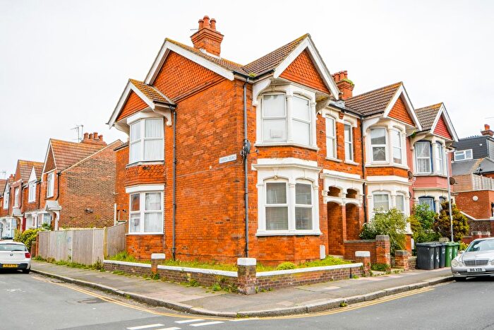 3 Bedroom Terraced House For Sale In Belmore Road, Eastbourne, BN22