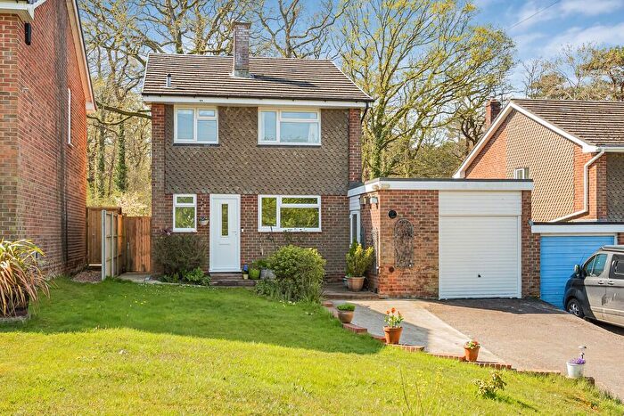 4 Bedroom Detached House For Sale In Greenfields, Nyewood, West Sussex, GU31