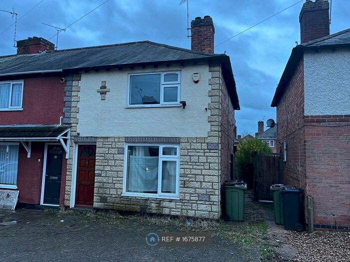 2 Bedroom Terraced House To Rent In Matlock Avenue, Leicestershire, LE18