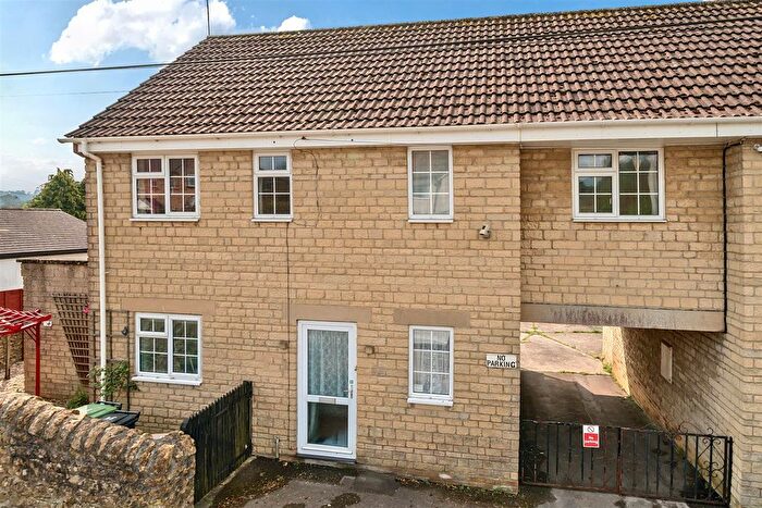 3 Bedroom Property For Sale In Clay Lane, Beaminster, DT8
