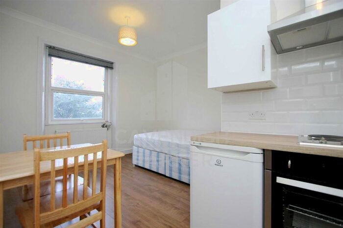 Studio To Rent In West End Lane, West Hampstead, London, NW6