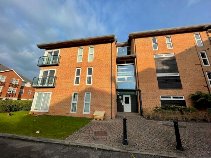 2 Bedroom Flat To Rent In Bransby Way, Locking Castle East, Weston-super-Mare, BS24
