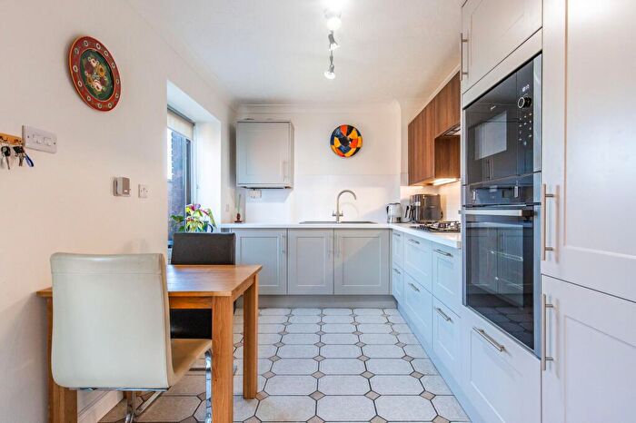 2 Bedroom Flat For Sale In Historic Building, Ground Floor Apartment In Hunstanton, PE36
