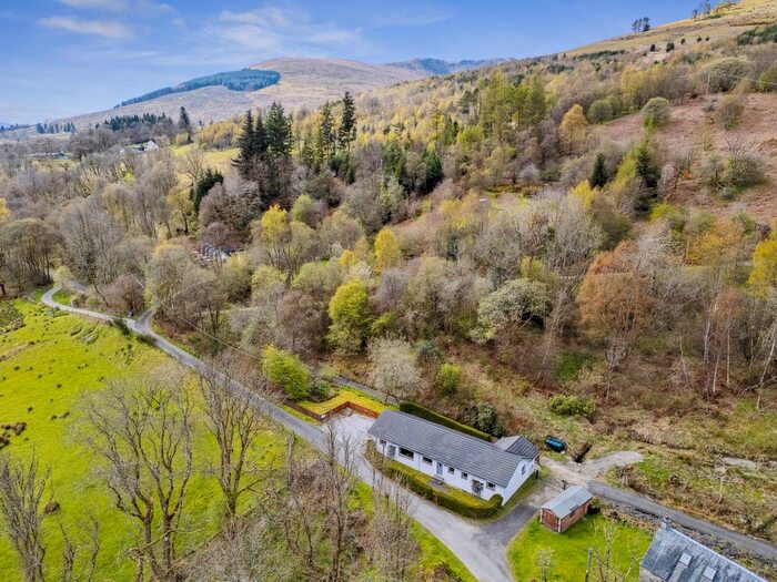 3 Bedroom Detached Bungalow For Sale In Craggan Road, Lochearnhead, Stirlingshire, FK19