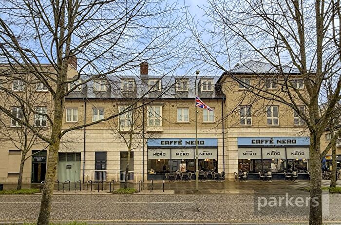 2 Bedroom Flat For Sale In Marriotts Walk, Witney, Oxfordshire, OX28