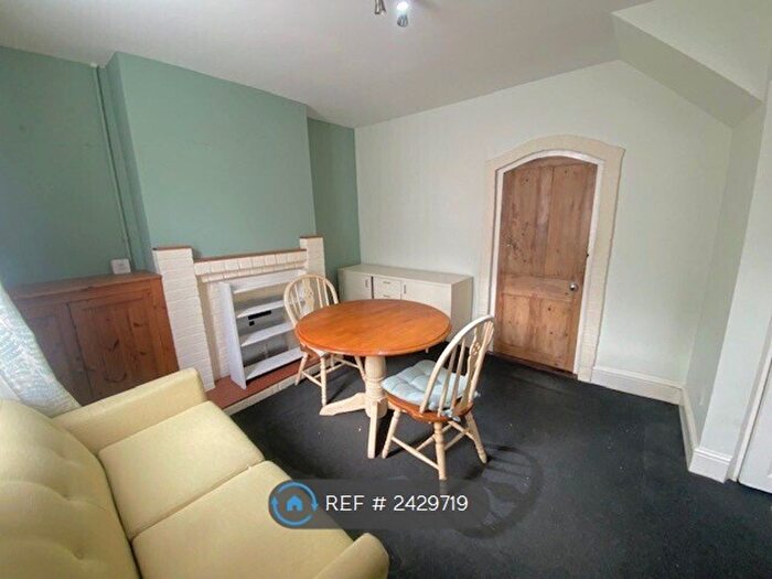 4 Bedroom Terraced House To Rent In Olive Street, Derby, DE22