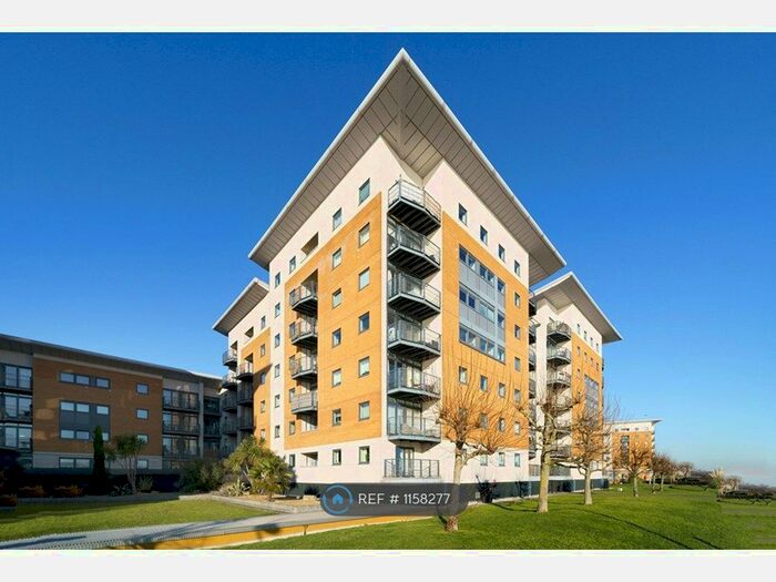 2 Bedroom Flat To Rent In Sheerness Mews, London, E16