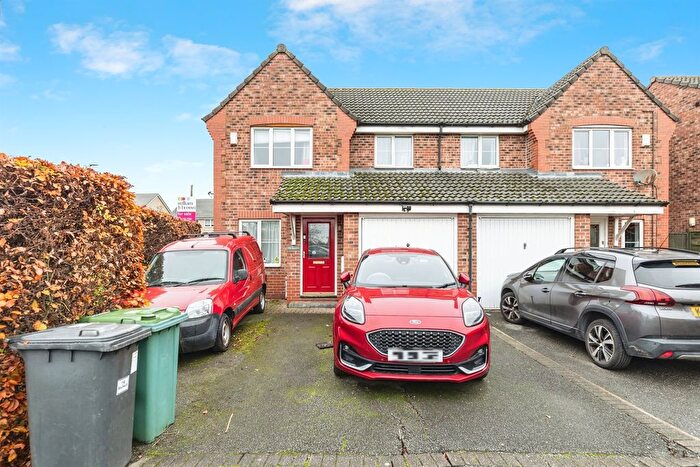 3 Bedroom Semi Detached House For Sale In New Lane, East Ardsley, Wakefield, WF3