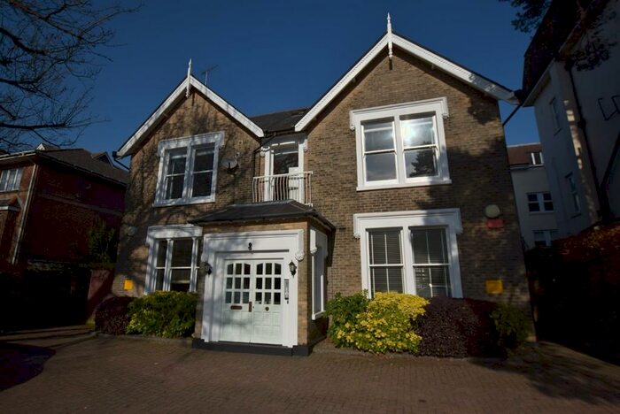 2 Bedroom Apartment To Rent In Bramley House, Christchurch Road, BH1