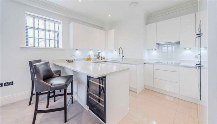 2 Bedroom Flat To Rent In Rainville Road, Hammersmith W6