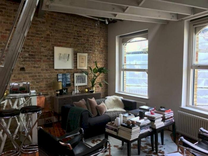 1 Bedroom Flat To Rent In Clerkenwell Green, London, EC1R