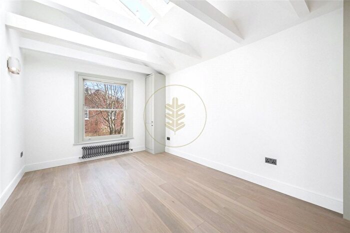 1 Bedroom Flat To Rent In Ebbsfleet Road, West Hampstead, London, NW2