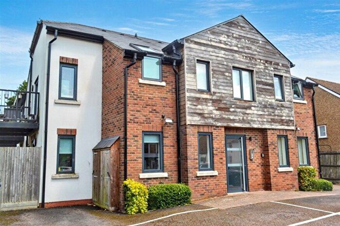 1 Bedroom Flat To Rent In Verulam House, Luton Road, Harpenden, AL5
