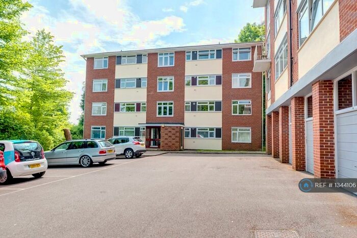 2 Bedroom Flat To Rent In Leahurst Court Road, Brighton, BN1