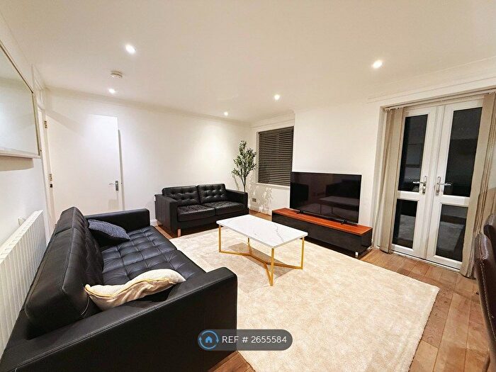 1 Bedroom Flat To Rent In Pavilion Mansions, London, SW9