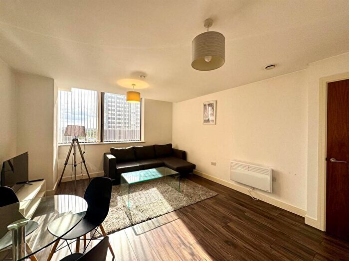 1 Bedroom Apartment To Rent In Broad Street, Birmingham, B15
