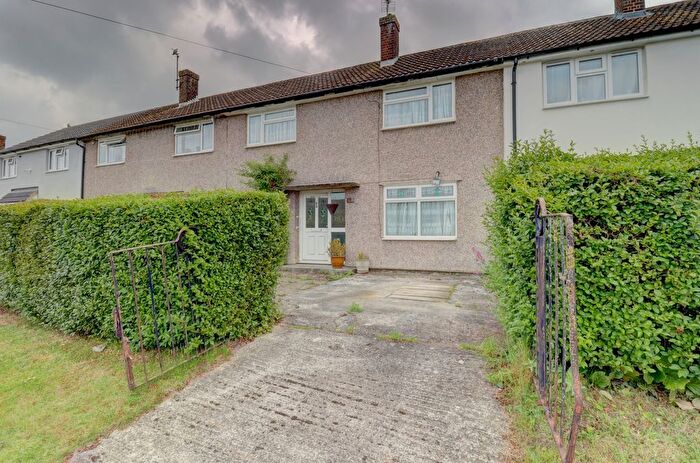 3 Bedroom Terraced House For Sale In Southfield Road, Princes Risborough, Buckinghamshire, HP27