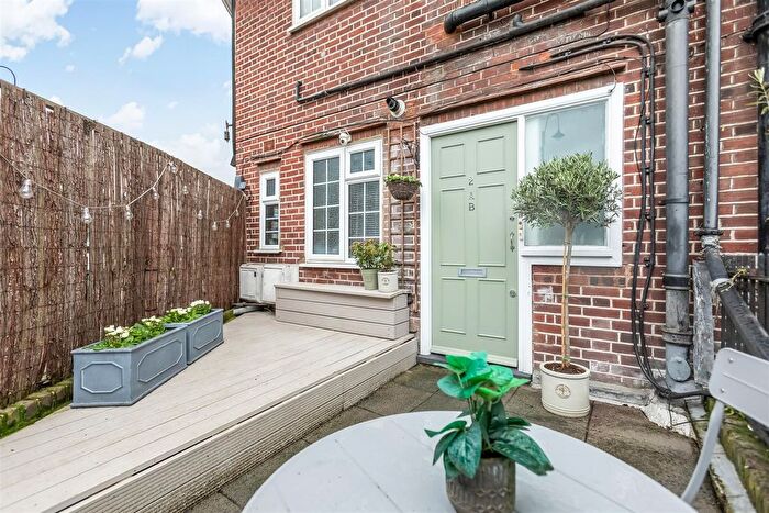 1 Bedroom Flat For Sale In High Street, Purley, CR8