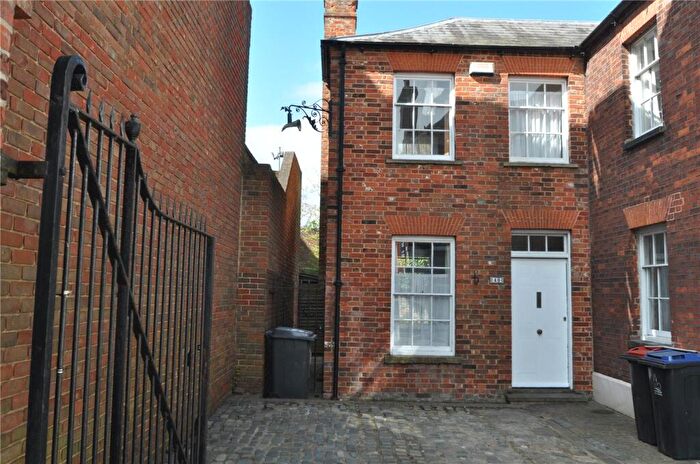 3 Bedroom House To Rent In Castle Street, Canterbury, Kent, CT1
