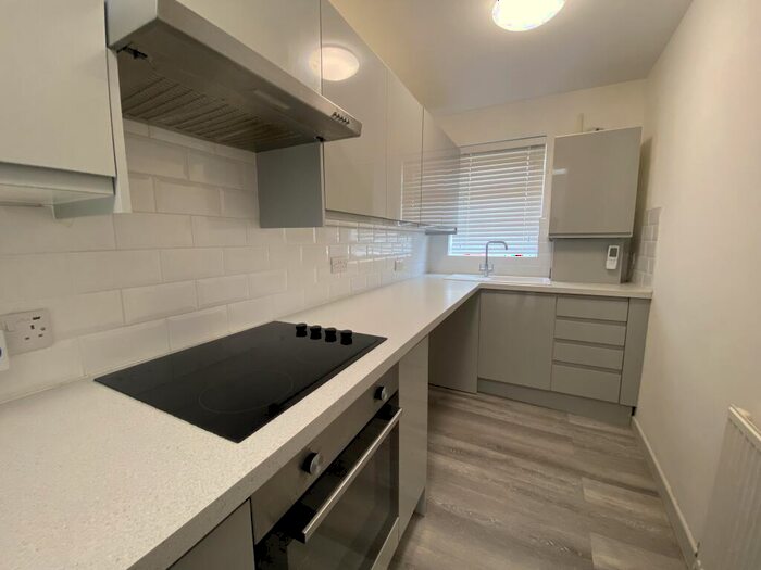 1 Bedroom Apartment To Rent In Palmerston Road, Bournemouth, BH1