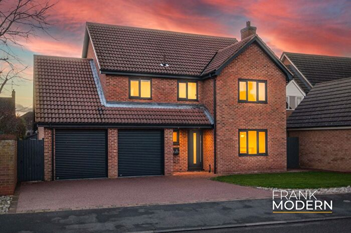 4 Bedroom Detached House For Sale In Hadrian Drive, Baston, PE6