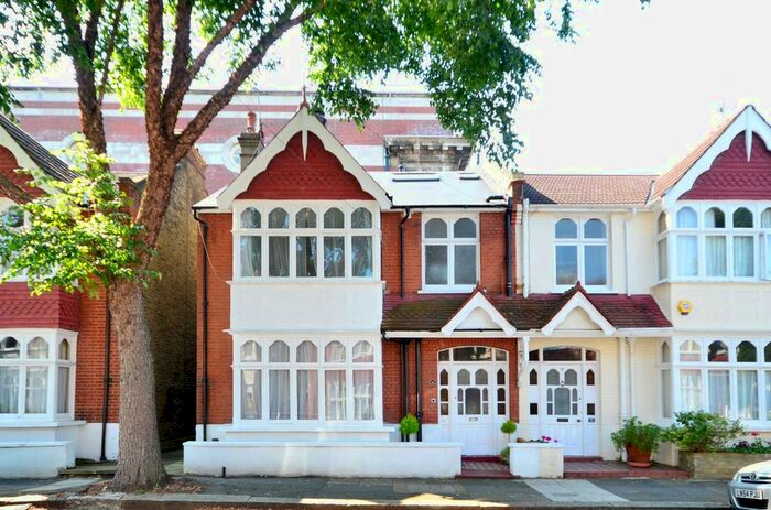 4 Bedroom Terraced House To Rent In Merton Avenue, Chiswick, London, W4