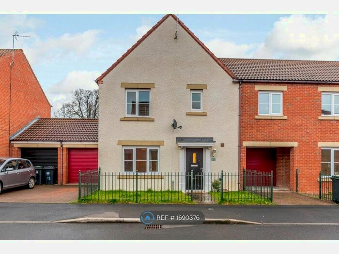 3 Bedroom End Of Terrace House To Rent In Swinbridge, Darlington, DL2