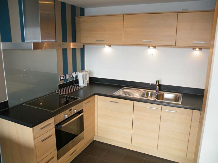1 Bedroom Flat To Rent In Admiralty Tower, Queen Street, PO1