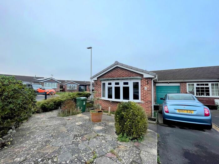 1 Bedroom Semi-Detached Bungalow To Rent In Woodside Avenue, Weston-Super-Mare, BS24