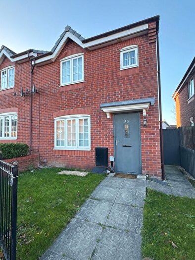 3 Bedroom Semi Detached House For Sale In Wood Close, Kirkby, Liverpool, L32
