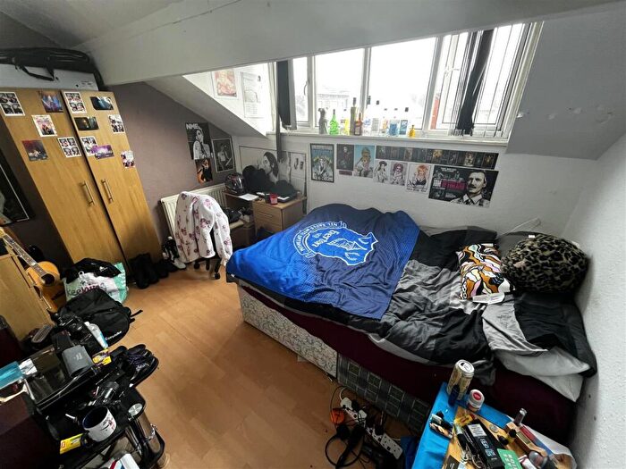 4 Bedroom Terraced House To Rent In Thornville Street, Hyde Park, Leeds, West Yorkshire, LS6