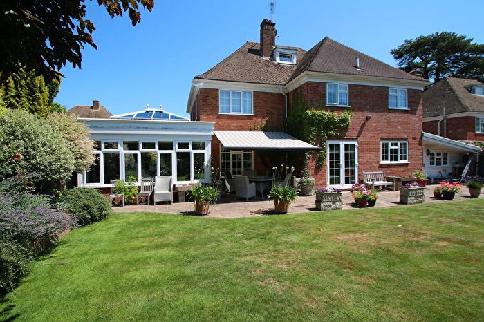 4 Bedroom Detached House For Sale In Eastgate Road, Tenterden, TN30