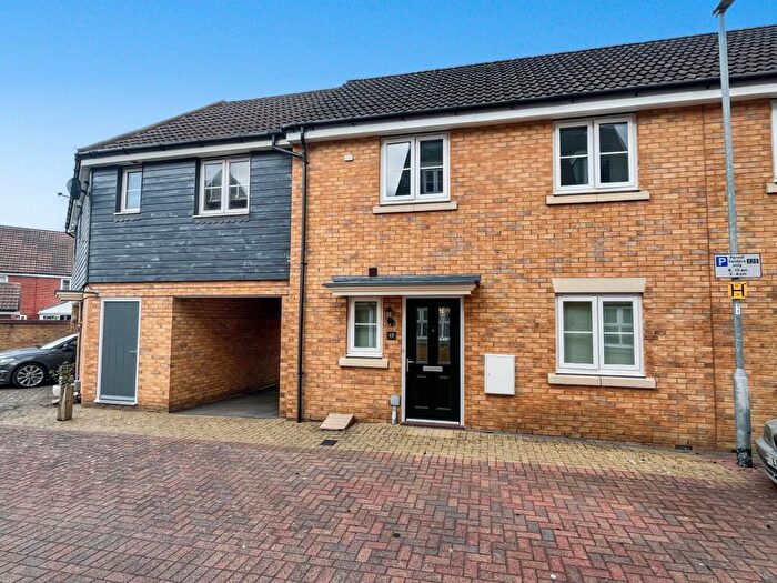 2 Bedroom Terraced House To Rent In Ratcliffe Gate, Chelmsford, CM1