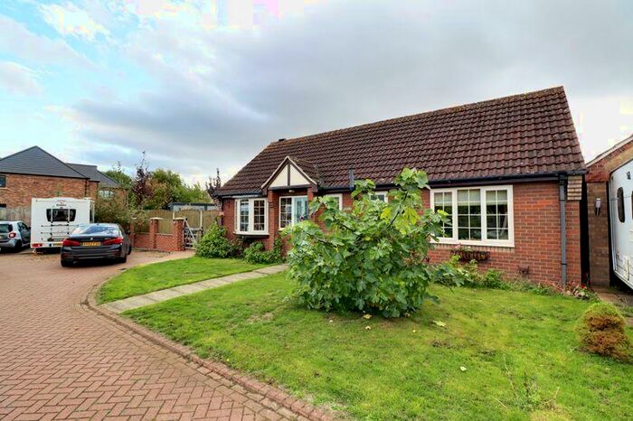 2 Bedroom Detached Bungalow For Sale In Johnson Close, Belton, DN9
