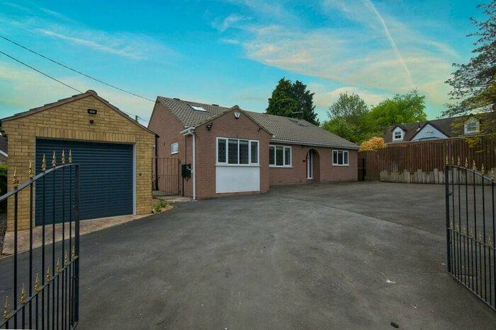 4 Bedroom Detached Bungalow For Sale In Highstairs Lane, Stretton, DE55