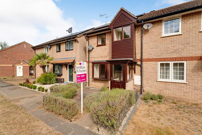 2 Bedroom Semi-Detached House For Sale In Primrose Close, Thetford, IP24