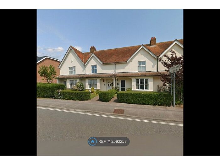 2 Bedroom Maisonette To Rent In Waterfors Rd, Christchurch, BH23