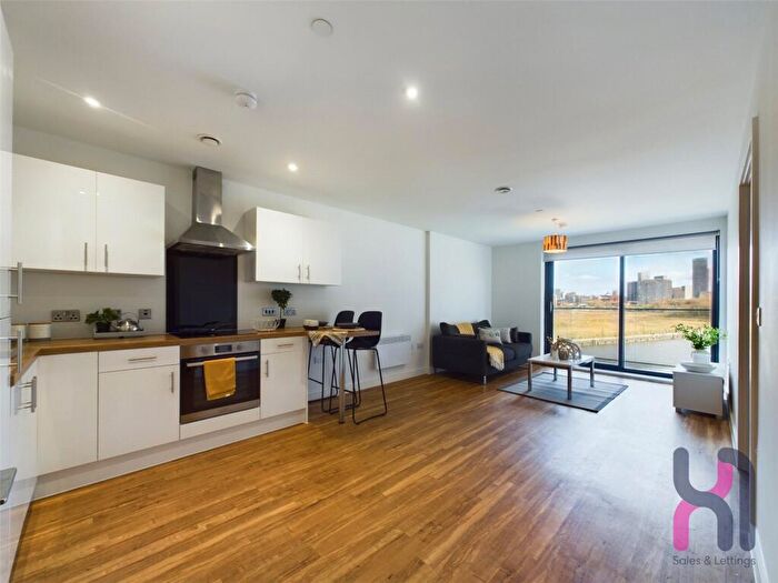 1 Bedroom Flat For Sale In Manchester Waters, Pomona Strand, M16