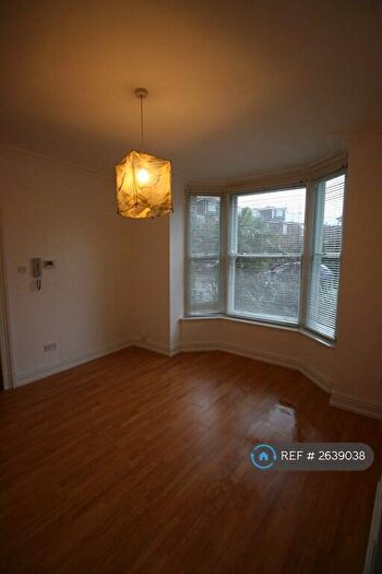 1 Bedroom Flat To Rent In Off Entwisle Road, Rochdale, OL16