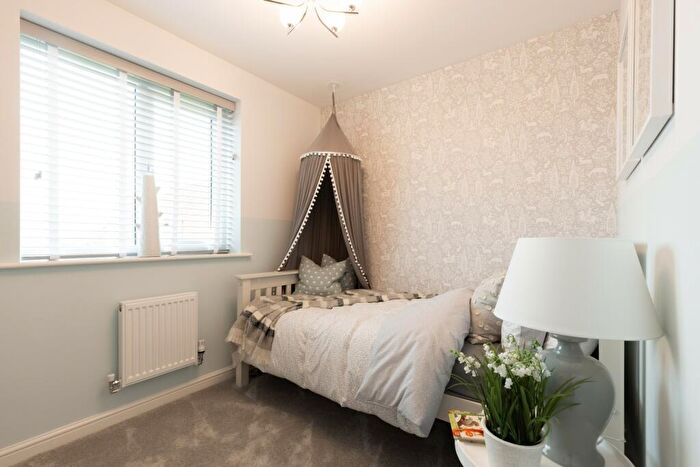 4 Bedroom Detached House For Sale In Mill Road, Chopwell, Newcastle Upon Tyne, NE17
