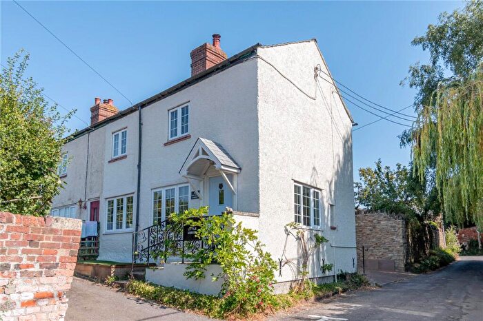 3 Bedroom Semi Detached House To Rent In Bunnies Lane, Rowde, Devizes, Wiltshire, SN10