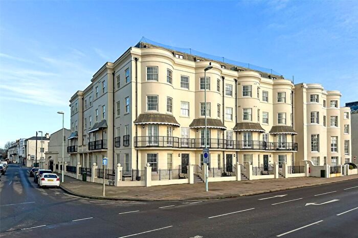 2 Bedroom Apartment For Sale In Marine Parade, Worthing, West Sussex, BN11