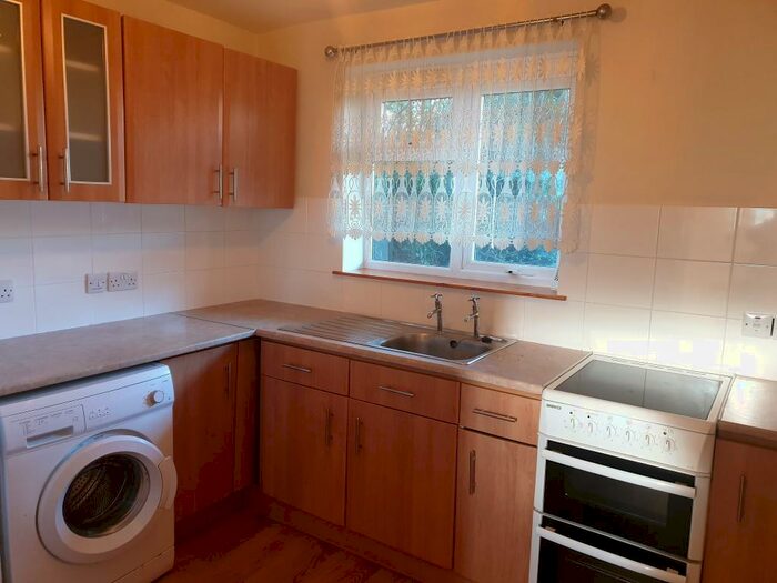 1 Bedroom Flat To Rent In Laughton Way, Lincoln, LN2