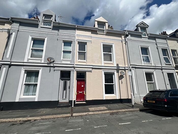 1 Bedroom Flat For Sale In Ground Floor Flat, Wolsdon Street, Plymouth, Devon, PL1