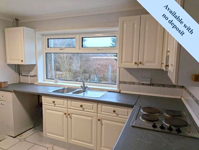 2 Bedroom Flat To Rent In Penygroes, Waterloo Road, SA14